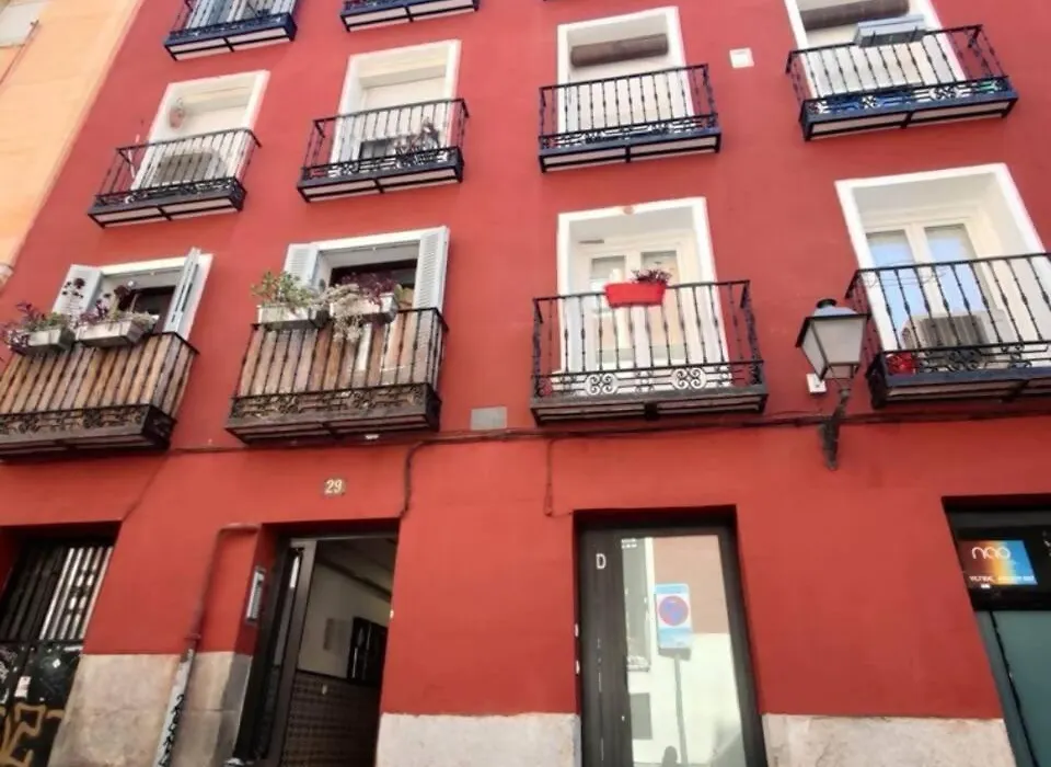 Madrid Brand New Amazing Flat In Lavapies-1